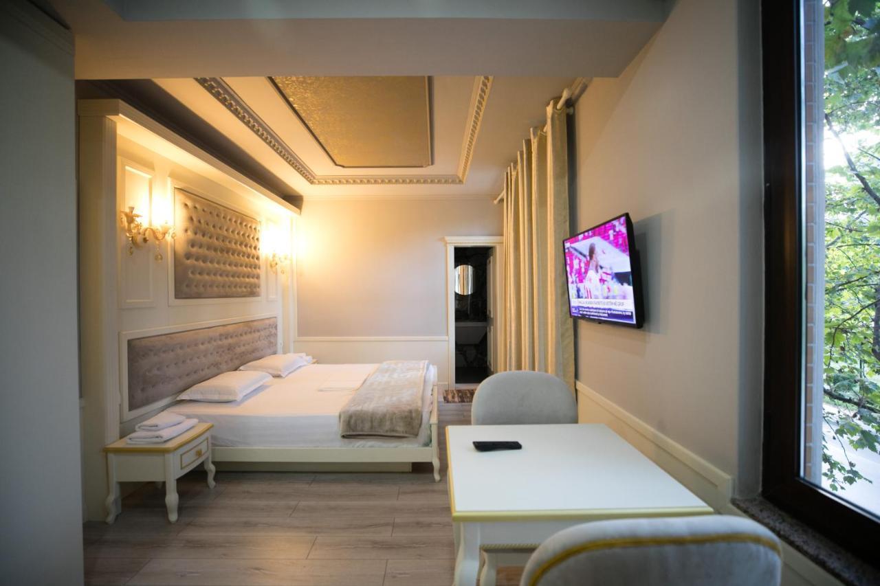 Hotel Lotus Tirana Exteriör bild